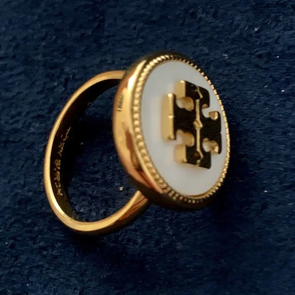 💢SOLD💢🆕JUST IN OFFER-TORY BURCH EARRINGS PRICE FIRM - Picture 5 of 7